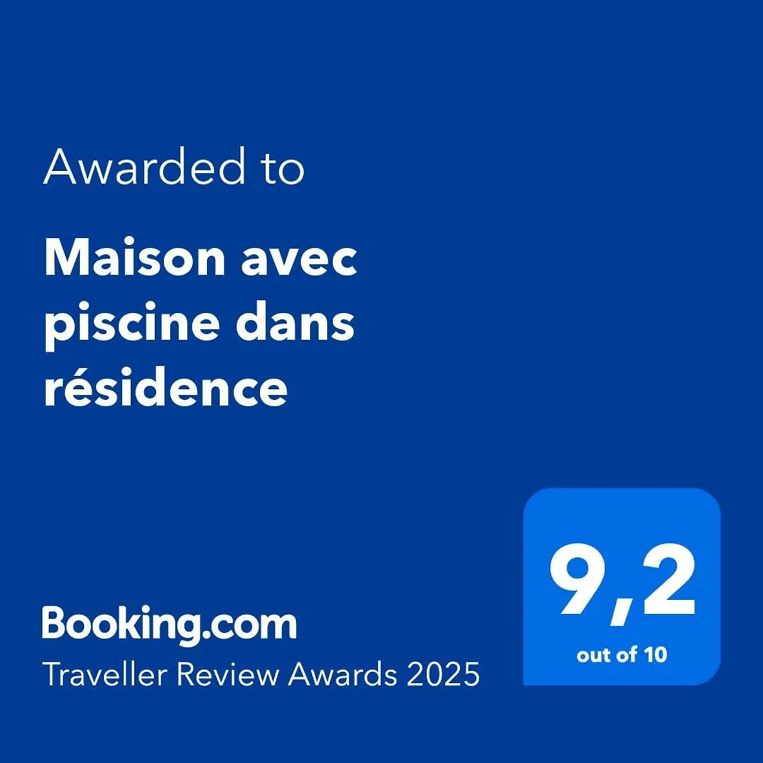 Maison Avec Piscine Dans Residence Gréoux-les-Bains Casa de Férias